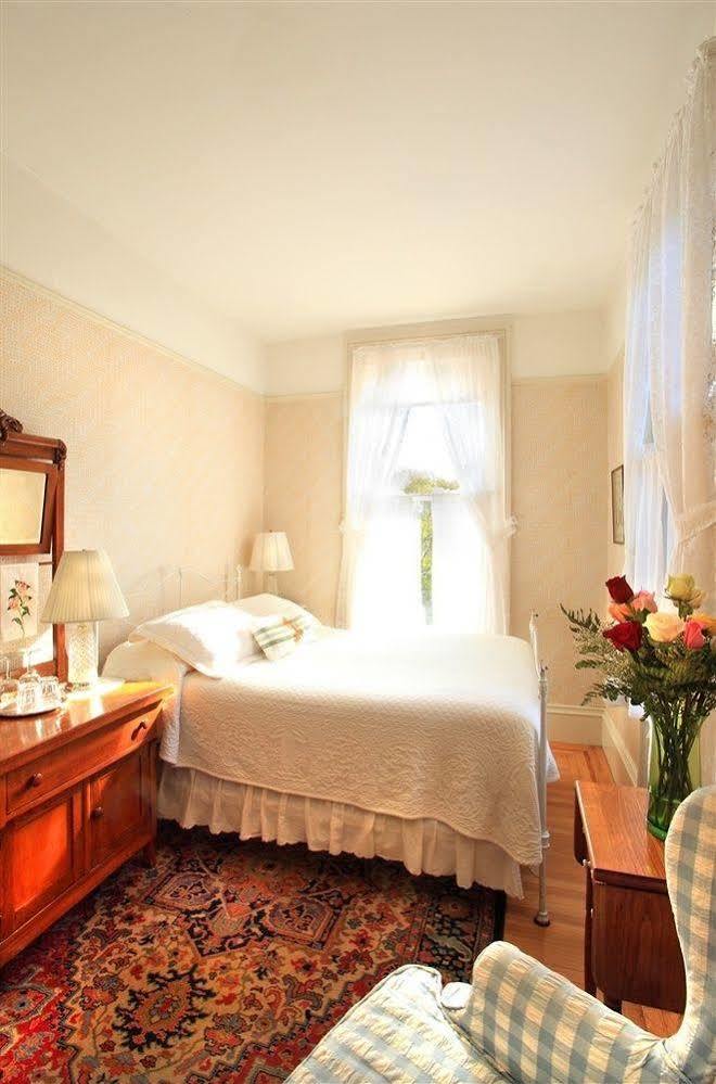 Camellia Inn هيلدسبورغ المظهر الخارجي الصورة