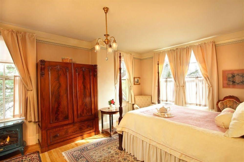 Camellia Inn هيلدسبورغ المظهر الخارجي الصورة